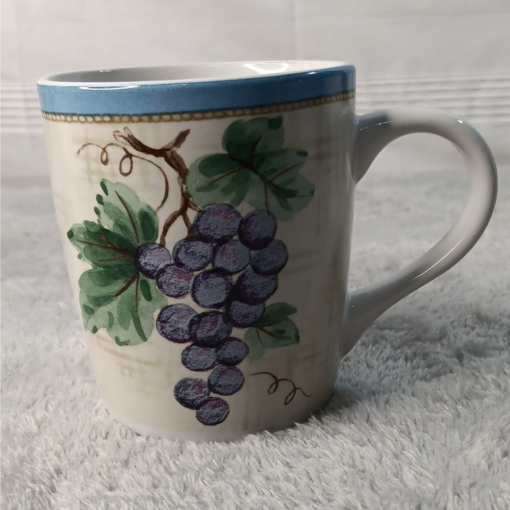 Pfaltzgraff Merlot Pattern Coffee Cups Mugs Grapevine Set of 4 Vintage